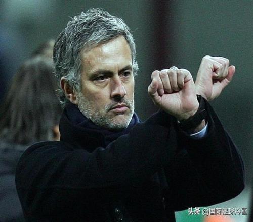 埃弗顿名将,半场肘击曼,联球员遭,博鱼体育官网,H5博鱼体育官网,博鱼体育官网在线娱乐平台